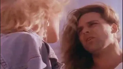 Пикантные кадры из порнофильма с групповухой