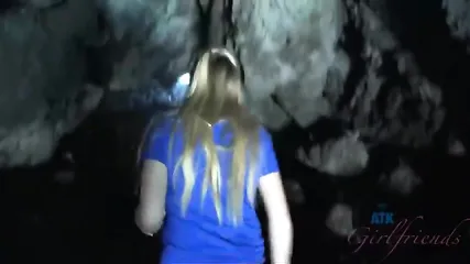 После подводного плаванья и фаершоу трахну подругу