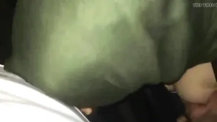 Правоверная мусульманка сосет хуй, не считая это грехом