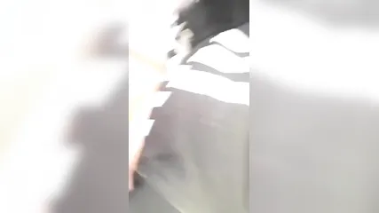 Таксист не отказался от секса со зрелой пассажиркой