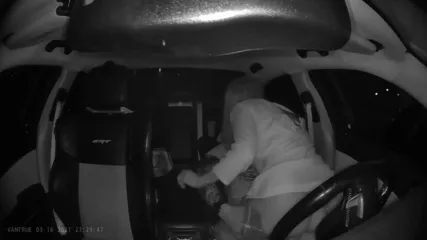 Скрытая камера засняла секс с привлекательной телкой