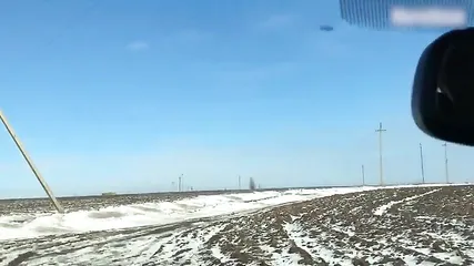 Помог незнакомой девушке, а та ему отдалась в киску